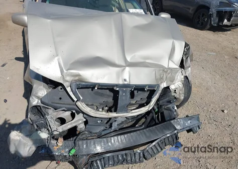 2004 Lincoln Town Car Signature from USA, damaged, VIN 1LNHM81W04Y641354